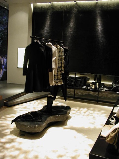 OMOTESANDO   Donna Karan New York